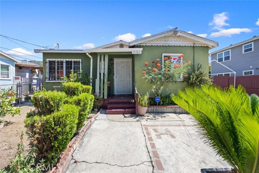 3161  Estara Ave, Los Angeles, CA 90065 - Beds: 3 - Baths: 2