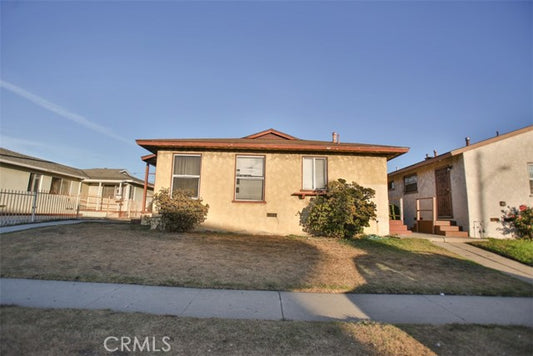 10956  S Western Ave, Los Angeles, CA 90047 - Beds: 4 - Baths: 2