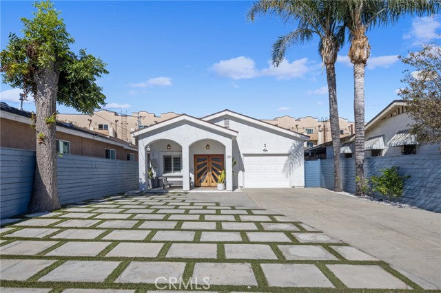 2939  N Coolidge Ave, Los Angeles, CA 90039, - Beds: 3 - Baths: 2