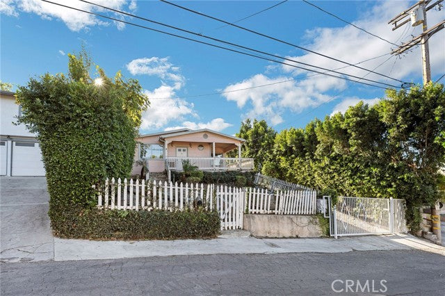 3560  Lavell Dr, Los Angeles, CA 90065 - Beds: 4 - Baths: 4