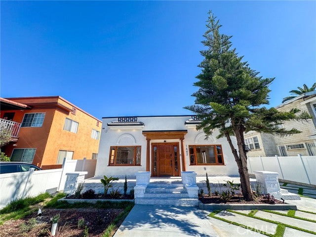 1642  5th Ave, Los Angeles, CA 90019 - Beds: 8 - Baths: 7