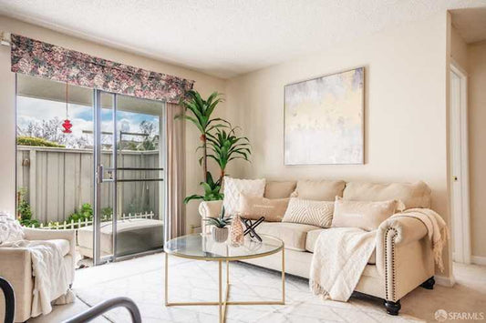 1055 N Capitol Avenue #17, San Jose, CA 95133 - 2 Beds - 2 Baths - 832 Sq.Ft