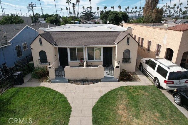 5739  S St Andrews Pl, Los Angeles, CA 90062 - Beds: 4 - Baths: 2