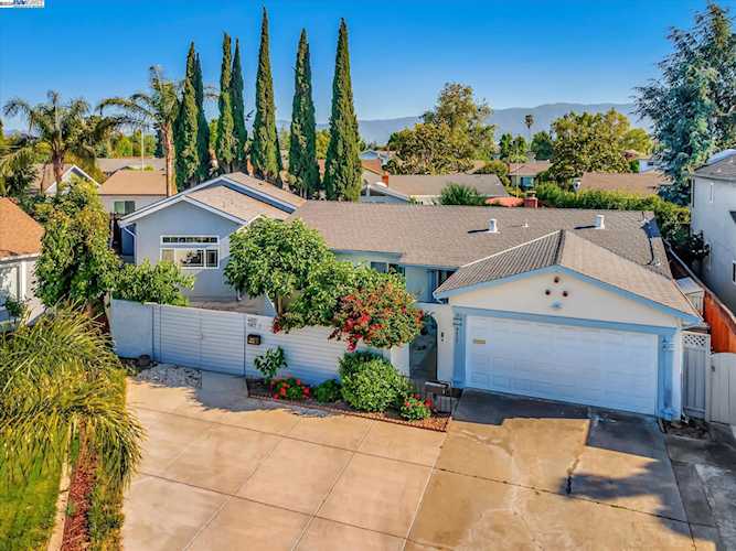 4820 W Fork Ct, San Jose, CA 95136 - 5 Beds - 4 Baths - 2,097 Sq.Ft