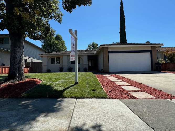 2083 Flintcrest Drive, San Jose, CA 95148 - 3 Beds - 2 Baths - 1,361 Sq.Ft