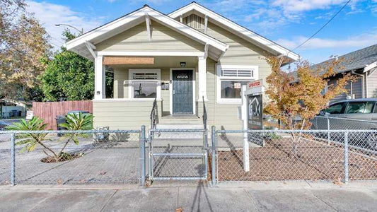 96 N 25th Street, San Jose, CA 95116 - 2 Beds - 1 Baths - 840 Sq.Ft