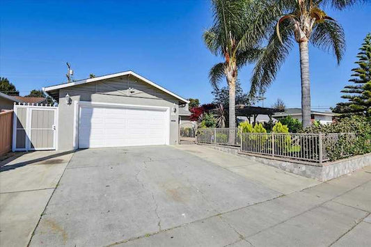 2086 Palm Beach Way, San Jose, CA 95122 - 3 Beds - 2 Baths - 1,020 Sq.Ft