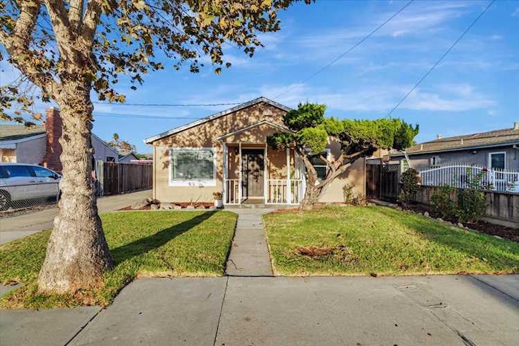 94 N King Road, San Jose, CA 95116 - 3 Beds - 2 Baths - 1,200 Sq.Ft