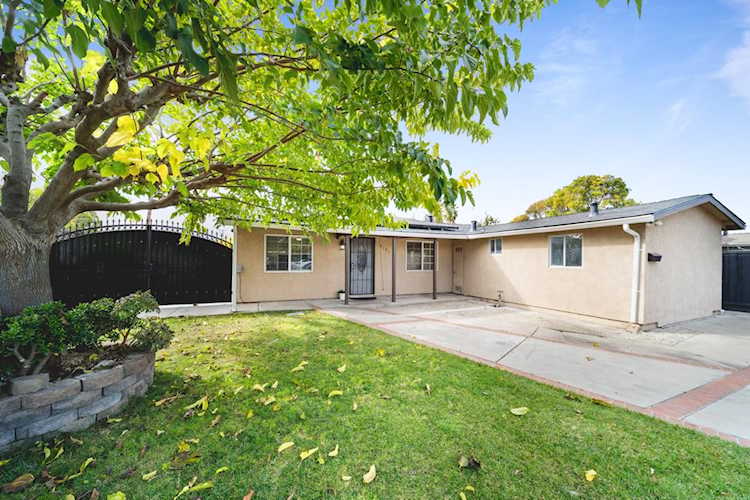 2197 Inman Way, San Jose, CA 95122 - 5 Beds - 2 Baths - 1,440 Sq.Ft