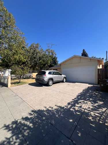 1856 Cinderella Lane, San Jose, CA 95116 - 3 Beds - 2 Baths - 1,064 Sq.Ft