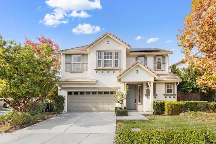 3135 Pleasant Lake Lane, San Jose, CA 95148 - 4 Beds - 2 Baths - 2,053 Sq.Ft