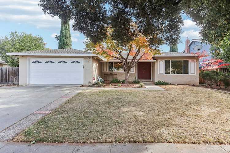 6686 Mount Holly Drive, San Jose, CA 95120 - 4 Beds - 2 Baths - 1,999 Sq.Ft