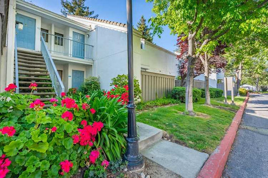 1055 N Capitol Avenue #72, San Jose, CA 95133 - 1 Beds - 1 Baths - 632 Sq.Ft