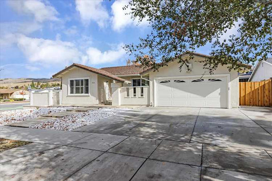 2514 Flint Avenue, San Jose, CA 95148 - 4 Beds - 2 Baths - 1,791 Sq.Ft