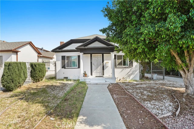 1168  N Edgemont St, Los Angeles, CA 90029 - Beds: 3 - Baths: 3