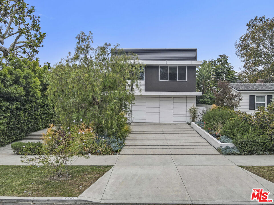 1907  Parnell Ave, Los Angeles, CA 90025 - Beds: 4 - Baths: 3