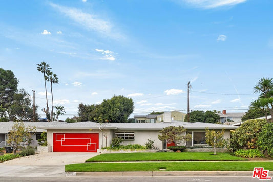 5917  S Le Doux Rd, Los Angeles, CA 90056 - Beds: 3 - Baths: 2