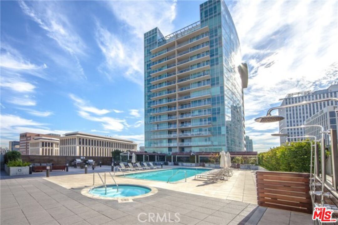 3785  Wilshire Blvd #2103, Los Angeles, CA 90010, - Beds: 2 - Baths: 2