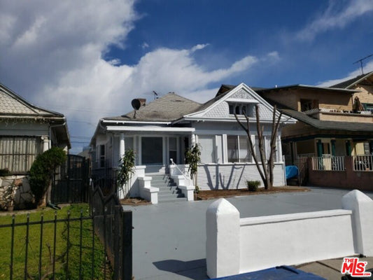 1344  S Berendo St, Los Angeles, CA 90006, - Beds: 3 - Baths: 2