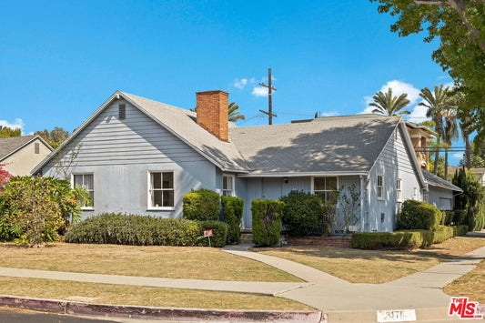 3170  Corinth Ave, Los Angeles, CA 90066, - Beds: 3 - Baths: 2