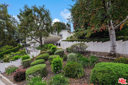 3970  Mandeville Canyon Rd, Los Angeles, CA 90049, - Beds: 3 - Baths: 3