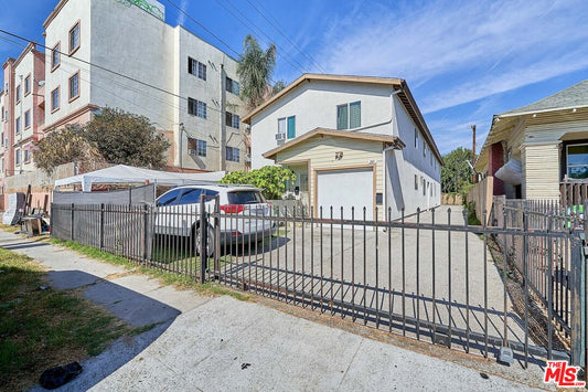 241  W 50th St, Los Angeles, CA 90037, - Beds: 10 - Baths: 6