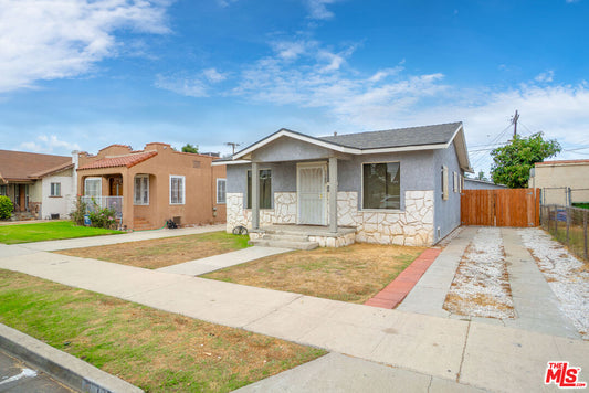 1205  W 65th Pl, Los Angeles, CA 90044 - Beds: 3 - Baths: 1