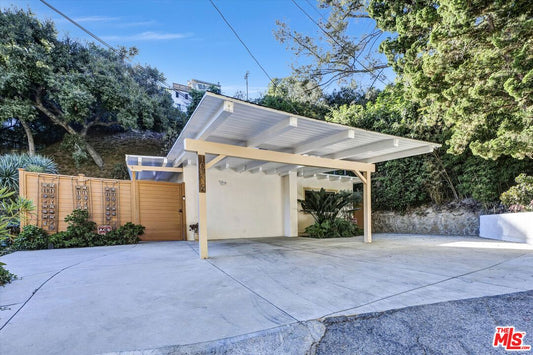 10524  Seabury Ln, Los Angeles, CA 90077 - Beds: 2 - Baths: 1