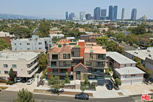 1618  Hilts Ave #103, Los Angeles, CA 90024 - Beds: 3 - Baths: 4