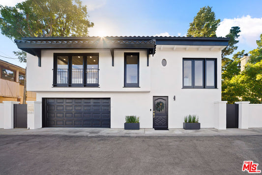 8591  Skyline Dr, Los Angeles, CA 90046 - Beds: 3 - Baths: 4