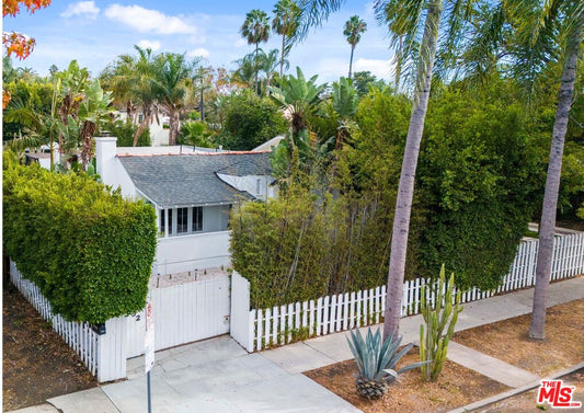 752  N Sycamore Ave, Los Angeles, CA 90038 - Beds: 3 - Baths: 2