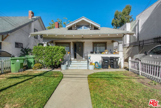 1009  E 43rd St, Los Angeles, CA 90011 - Beds: 2 - Baths: 1