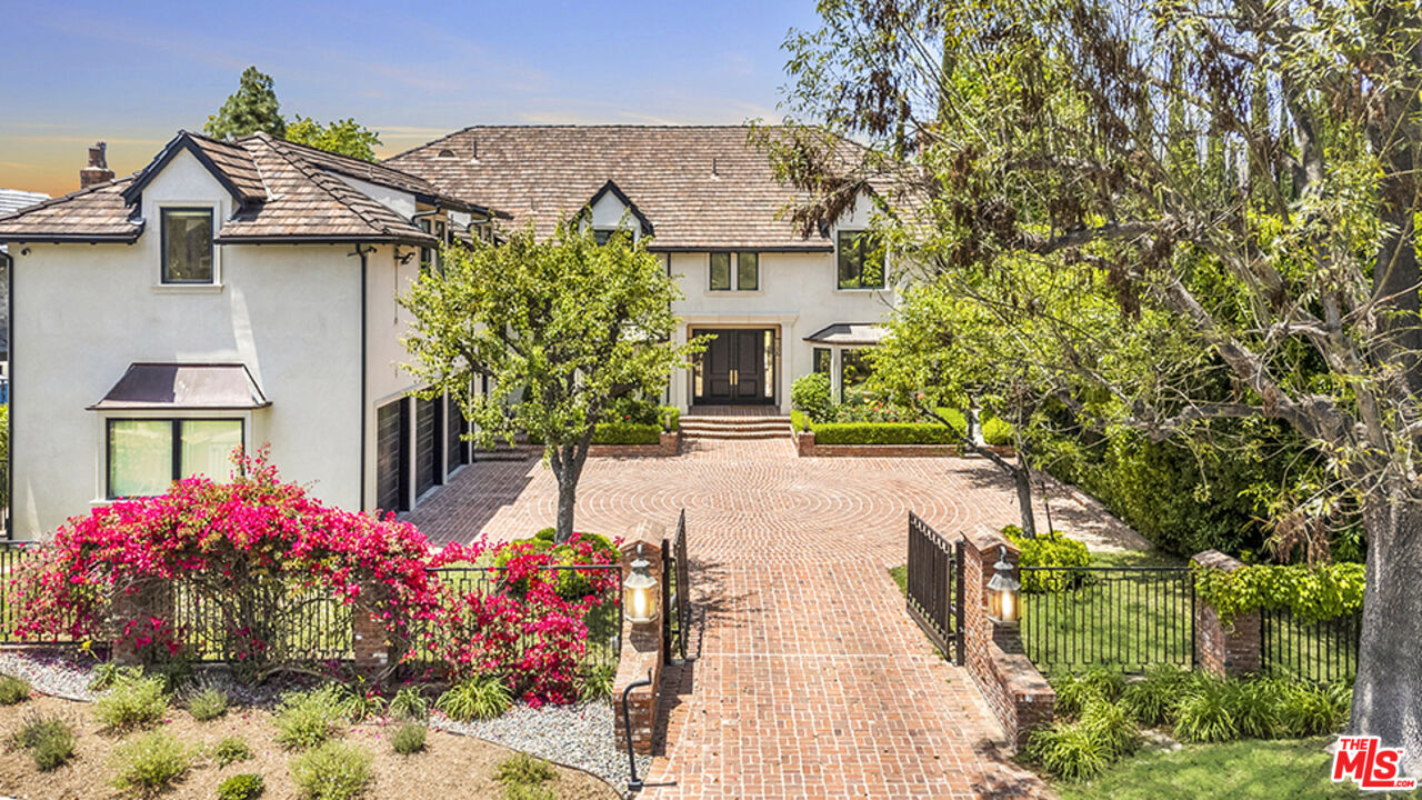 15515  Collina Strada, Los Angeles, CA 90077 - Beds: 8 - Baths: 8