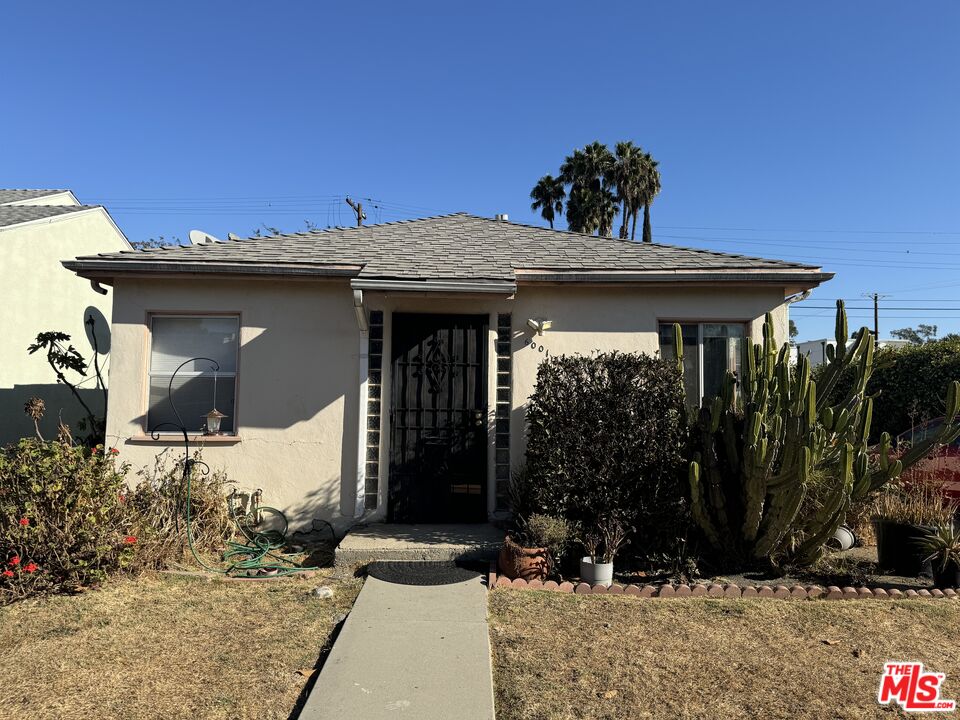 6001  Dauphin St, Los Angeles, CA 90034 - Beds: 2 - Baths: 2