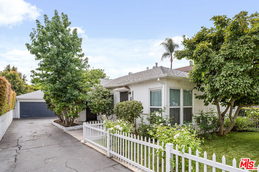 3256  Castle Heights Ave, Los Angeles, CA 90034 - Beds: 3 - Baths: 2