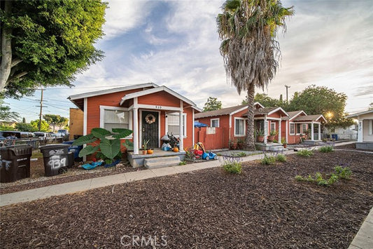 939  S Bonnie Beach Pl, Los Angeles, CA 90023, - Beds: 3 - Baths: 3