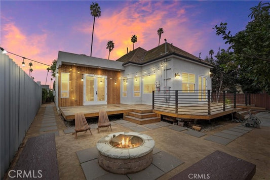 3625  9th Ave, Los Angeles, CA 90018, - Beds: 5 - Baths: 5