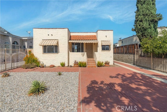 2959  Finch St, Los Angeles, CA 90039, - Beds: 2 - Baths: 1