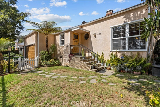 11333  Montana Ave, Los Angeles, CA 90049 - Beds: 4 - Baths: 3