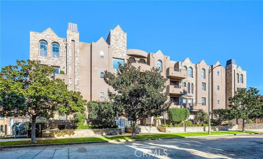 3636  Jasmine Ave #204, Los Angeles, CA 90034 - Beds: 2 - Baths: 2