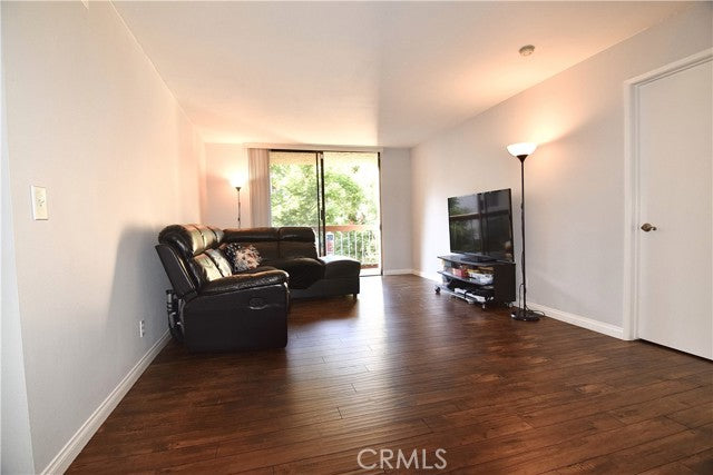 3961  Via Marisol #202, Los Angeles, CA 90042, - Beds: 2 - Baths: 2