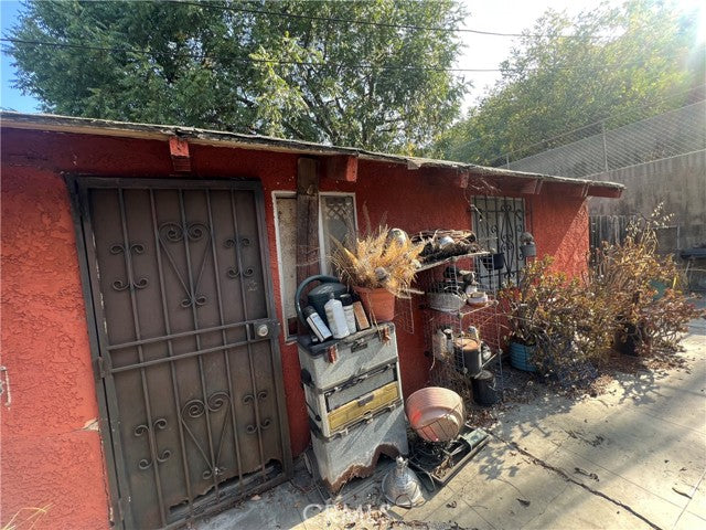 2028  N Marianna Ave, Los Angeles, CA 90032, - Beds: 1 - Baths: 1