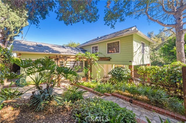 8917  Holly Pl, Los Angeles, CA 90046 - Beds: 3 - Baths: 3