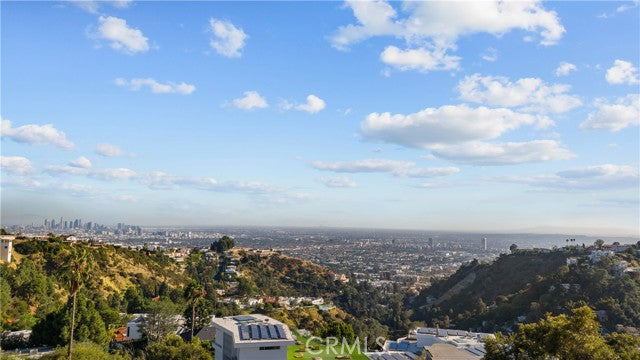 8000  Oceanus Dr, Los Angeles, CA 90046 - Beds: 4 - Baths: 5