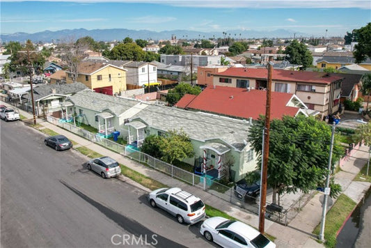 6114  Wall St, Los Angeles, CA 90003 - Beds: 4 - Baths: 4