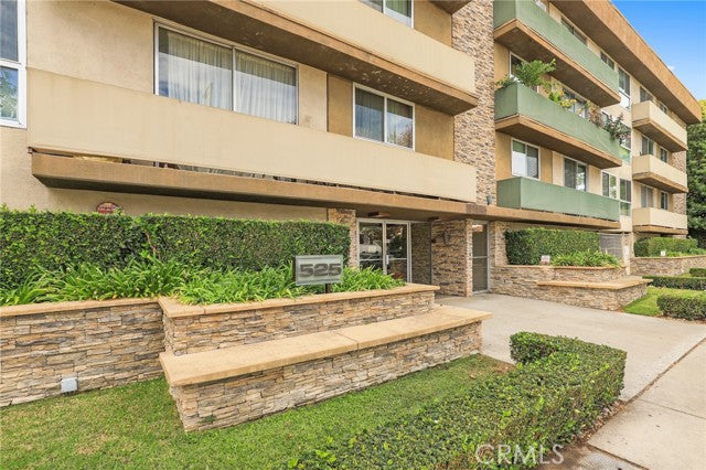 525  N Sycamore Ave #330, Los Angeles, CA 90036 - Beds: 1 - Baths: 1