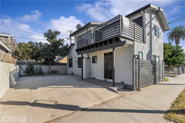 3814  S Normandie Ave, Los Angeles, CA 90037 - Beds: 3 - Baths: 2