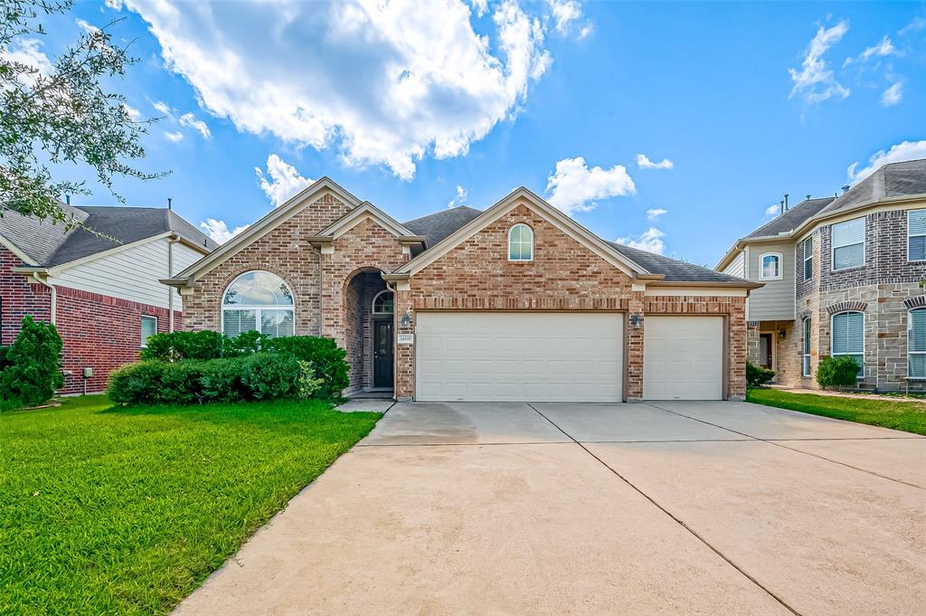 14818 Russet Bend Lane, Cypress TX, 77429 - 4 Beds - 2 Baths - 2,404 sqft