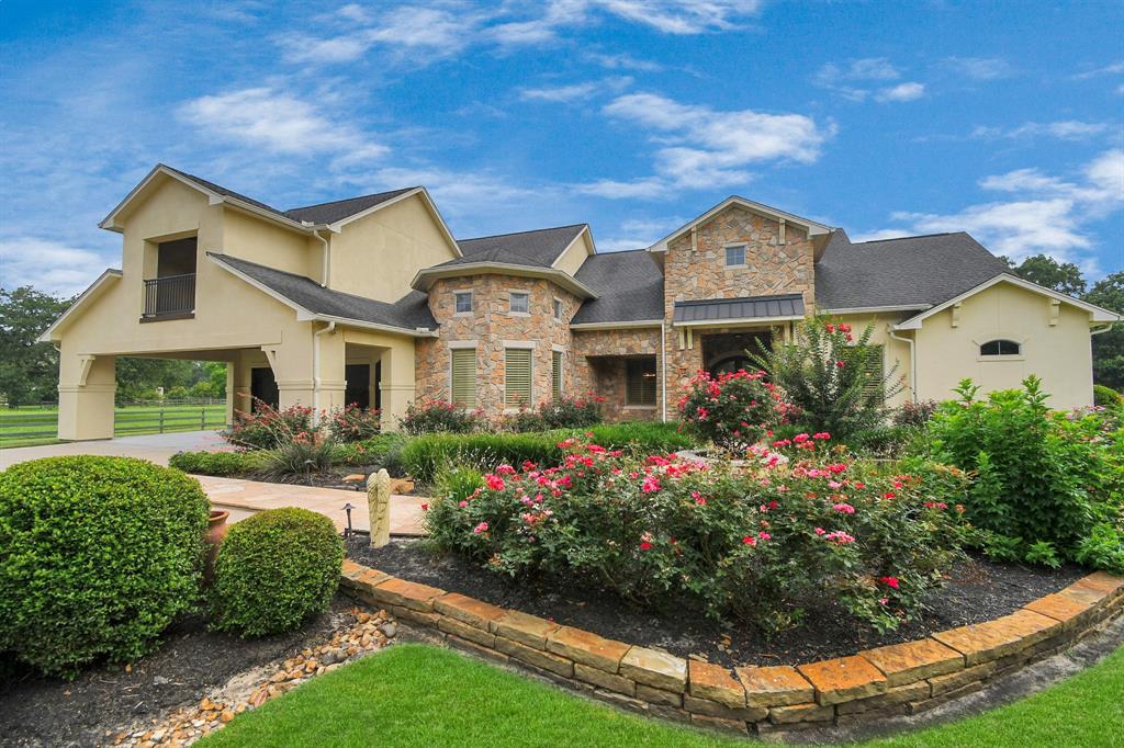 32102 Fulbrook Commons, Fulshear TX, 77441 - 4 Beds - 5 Baths - 4,371 sqft