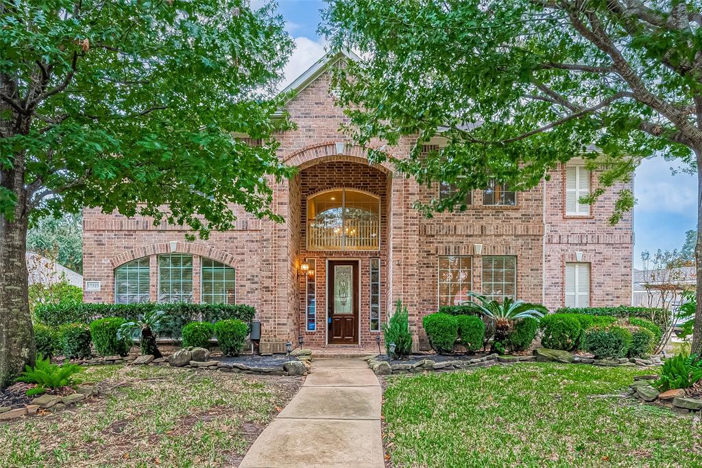 17323 Mesquite Brush Lane, Houston TX, 77095 - 4 Beds - 4 Baths - 3,544 sqft